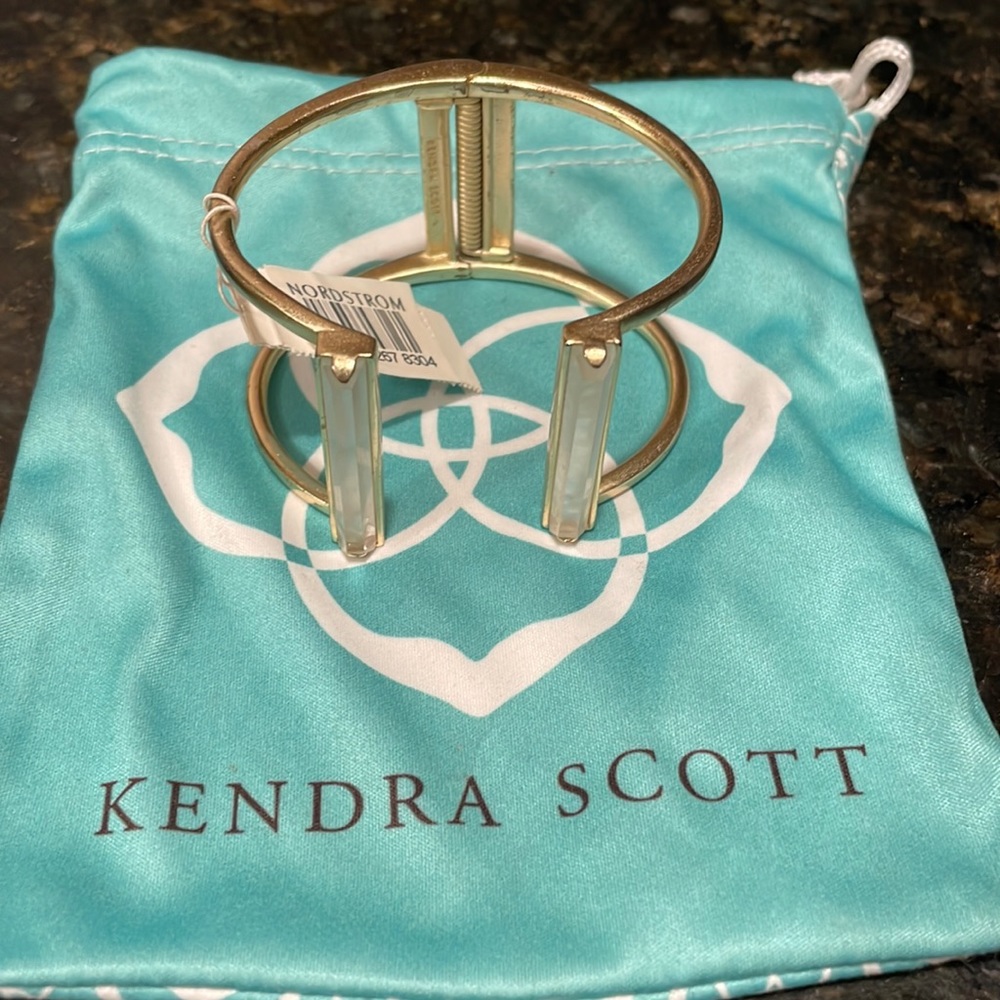Kendra Scott cuff bracelet